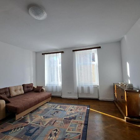 Cozy Apartment In The Heart Of Hermannstadt Exterior foto