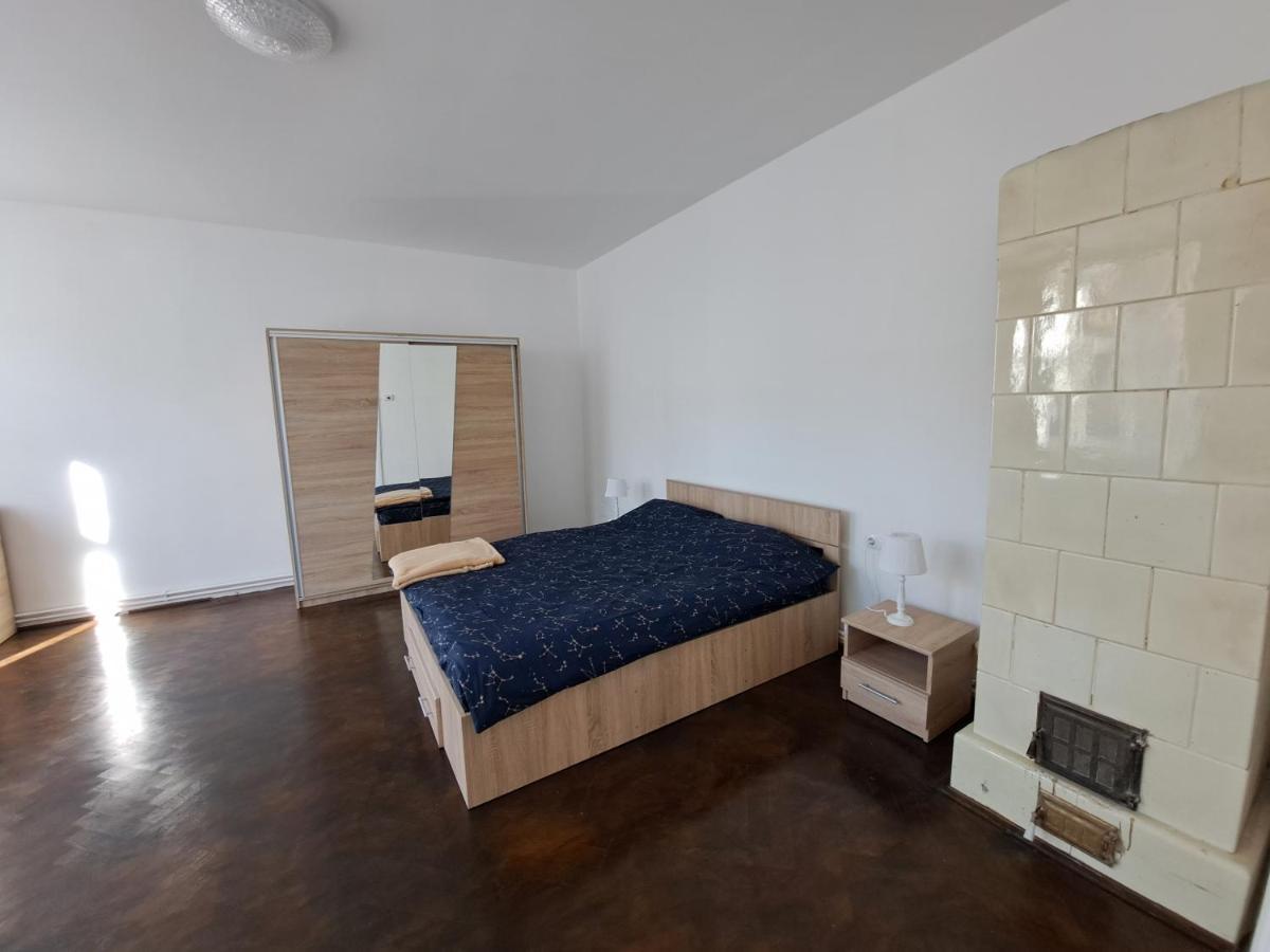 Cozy Apartment In The Heart Of Hermannstadt Exterior foto